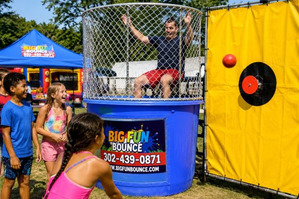 Carnival rentals in Claymont, DE